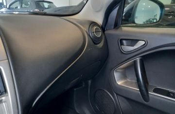 ALFA ROMEO - MiTo 1.3 JTDm 90 CV (12 di 18)