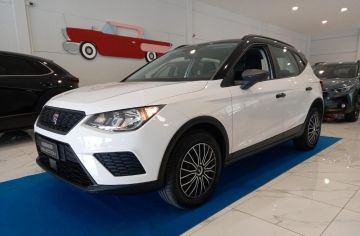 SEAT - Arona 1.0 TGI Style (1 di 24)