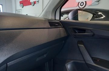 SEAT - Arona 1.0 TGI Style (10 di 24)