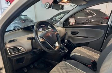 LANCIA - Ypsilon 1.2 69 CV 5p. Gold (8 di 28)