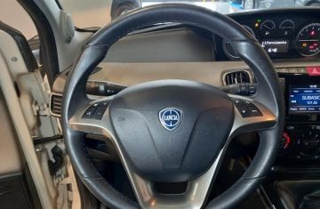 LANCIA - Ypsilon 1.2 69 CV 5p. Gold (10 di 28)