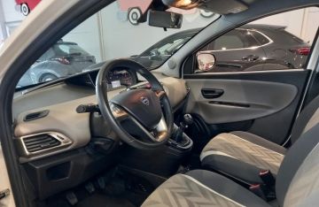 LANCIA - Ypsilon 1.2 69 CV 5p. Gold (8 di 28)