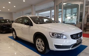 VOLVO - V60 Cross Country D3 Geartronic (5 di 27)