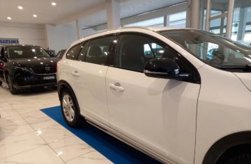 VOLVO - V60 Cross Country D3 Geartronic (24 di 27)