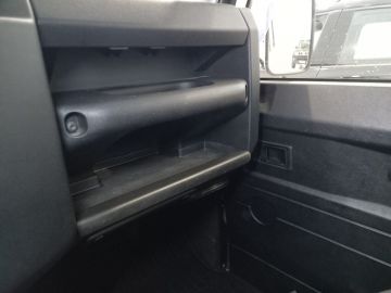 LAND ROVER - Defender 90 2.2 TD4 Station Wagon Adventure Edition N1 (17 di 30)