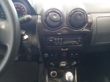 DACIA - Duster 1.6 110 CV 4x4 Ambiance (13 di 22)