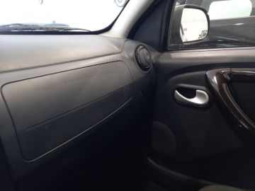 DACIA - Duster 1.6 110 CV 4x4 Ambiance (15 di 22)