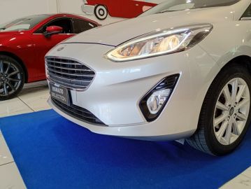 FORD - Fiesta 1.1 85 CV 5 porte Titanium (2 di 21)
