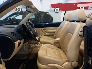 VOLKSWAGEN - 1.4 16V Cabrio (11 di 23)