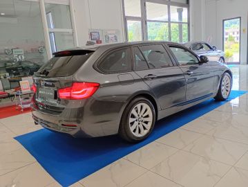 BMW - 316d Touring Sport (6 di 30)
