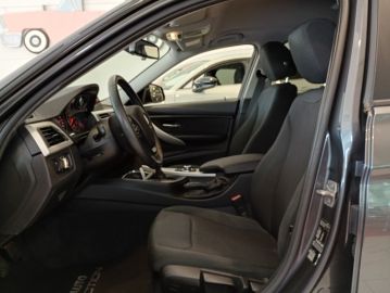 BMW - 316d Touring Sport (13 di 30)