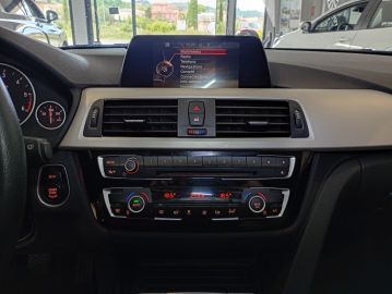 BMW - 316d Touring Sport (20 di 30)