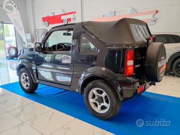 SUZUKI - Jimny 1.3 4WD JLX Più (2 di 24)
