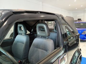 SUZUKI - Jimny 1.3 Cabrio 4WD JLX (18 di 21)