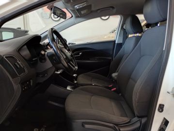 KIA - Rio 1.2 CVVT 5p. Cool (13 di 25)