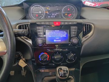 LANCIA - Ypsilon 1.2 69 CV 5 porte Gold (12 di 27)