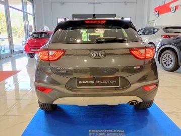 KIA - Stonic 1.0 T-GDi 120 CV Energy (3 di 29)