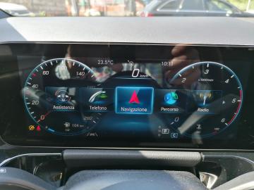 MERCEDES - GLA 200 CDI Automatic Sport (4 di 10)