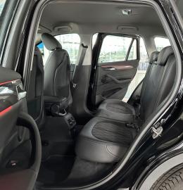 BMW - sDrive 18i xLine (5 di 10)