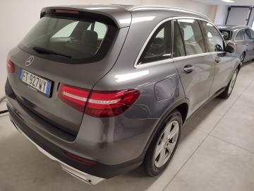 MERCEDES - GLC 220 d 4Matic Premium (3 di 10)