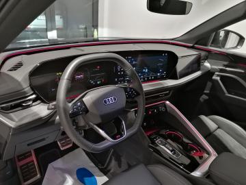 AUDI - Q5 2.0 TFSI quattro S tronic Sport (8 di 10)