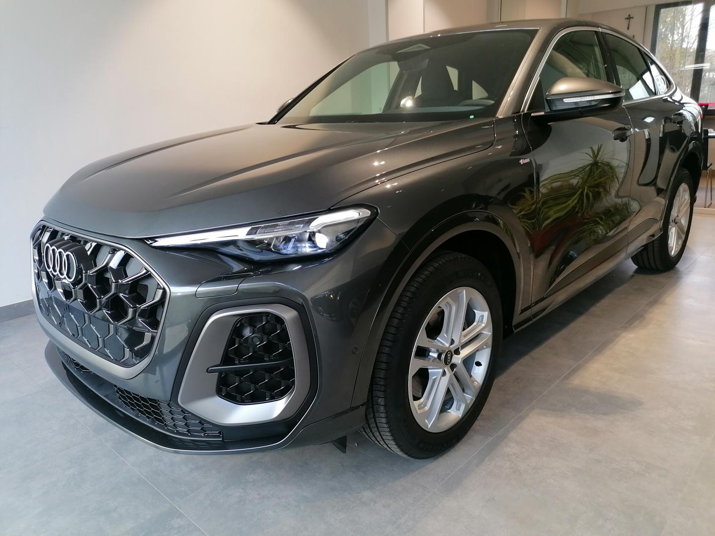 AUDI Q5 2.0 TFSI quattro S tr. Business Sport