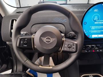 MINI - Mini Cooper Countryman (3 di 10)