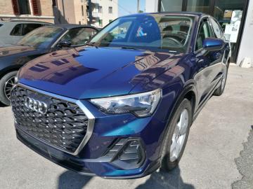 AUDI - Q3 35 TFSI S tronic S line edition (2 di 10)