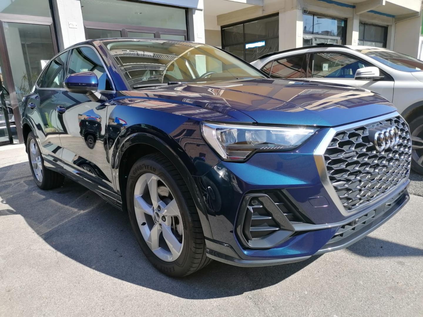 AUDI Q3 35 TFSI S tronic S line edition