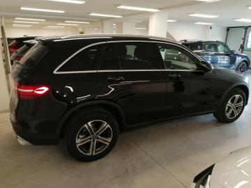 MERCEDES - GLC 220 d 4Matic Executive (4 di 8)