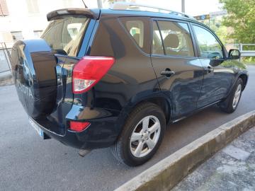 TOYOTA - RAV4 2.2 D-4D 136 CV Sol (5 di 7)