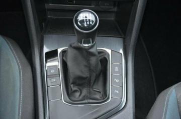 VOLKSWAGEN - Tiguan 2.0 TDI Style BMT (6 di 10)