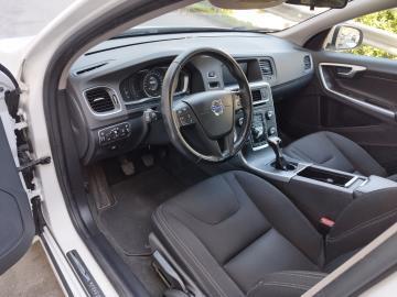 VOLVO - V60 D2 1.6 Momentum (3 di 9)