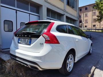 VOLVO - V60 D2 1.6 Momentum (8 di 9)
