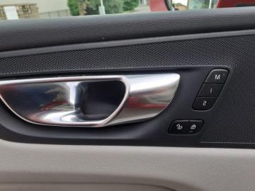 VOLVO - XC60 B5 (d) AWD Geartronic Inscription (18 di 29)