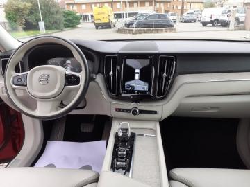 VOLVO - XC60 B5 (d) AWD Geartronic Inscription (23 di 29)