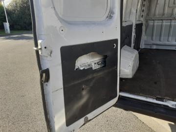 PEUGEOT - Boxer 335 2.2 BlueHDi 140 S&S PM-TM Furgone (11 di 19)