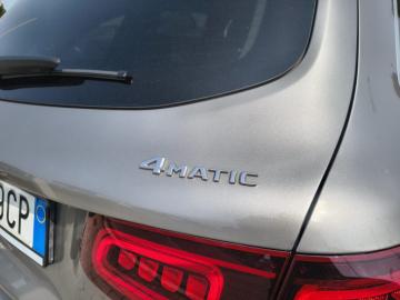 MERCEDES - GLC 300 e 4Matic EQ-Power Business (8 di 24)