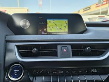 LEXUS - UX Hybrid Business (10 di 21)