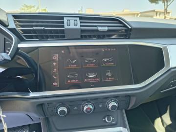 AUDI - Q3 35 TDI S tronic (13 di 20)