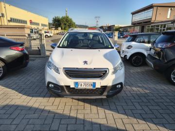 PEUGEOT - 2008 PureTech Turbo 110 S&S Allure (2 di 19)