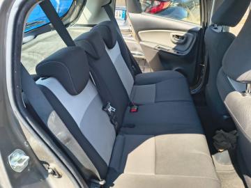 TOYOTA - Yaris 1.5 Hybrid 5p. Active (15 di 28)