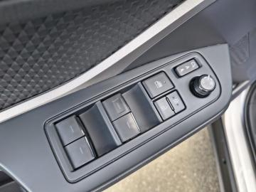 TOYOTA - C-HR 1.8 Hybrid E-CVT Active (16 di 21)