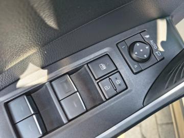 TOYOTA - RAV4 2.5 HV (218CV) E-CVT 2WD Style (18 di 27)