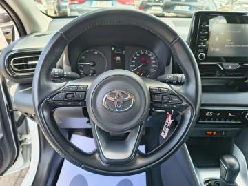 TOYOTA - Yaris 1.5 Hybrid 5 porte Business (10 di 20)