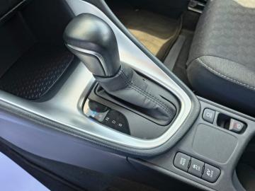 TOYOTA - Yaris 1.5 Hybrid 5 porte Business (11 di 20)