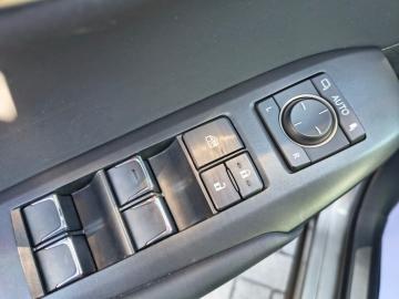 LEXUS - NX Hybrid Business (16 di 25)