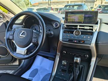 LEXUS - NX Hybrid Business (19 di 25)