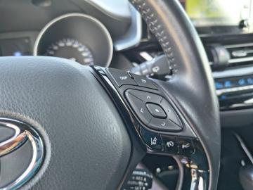 TOYOTA - C-HR 2.0 Hybrid E-CVT Morebusiness (17 di 23)