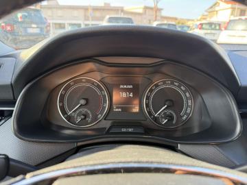 SKODA - Kamiq 1.0 G-Tec Ambition (8 di 13)
